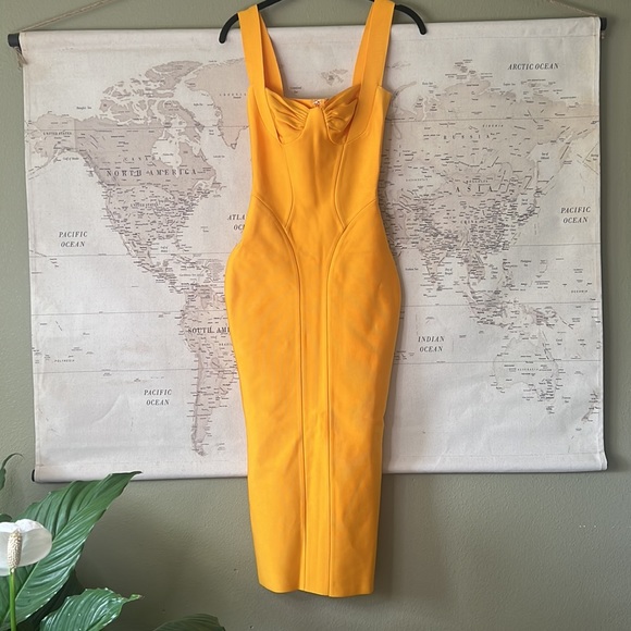 HOUSE OF CB 'Charlene' Tangerine Bandage Midi Dress NWOT - Picture 10 of 16